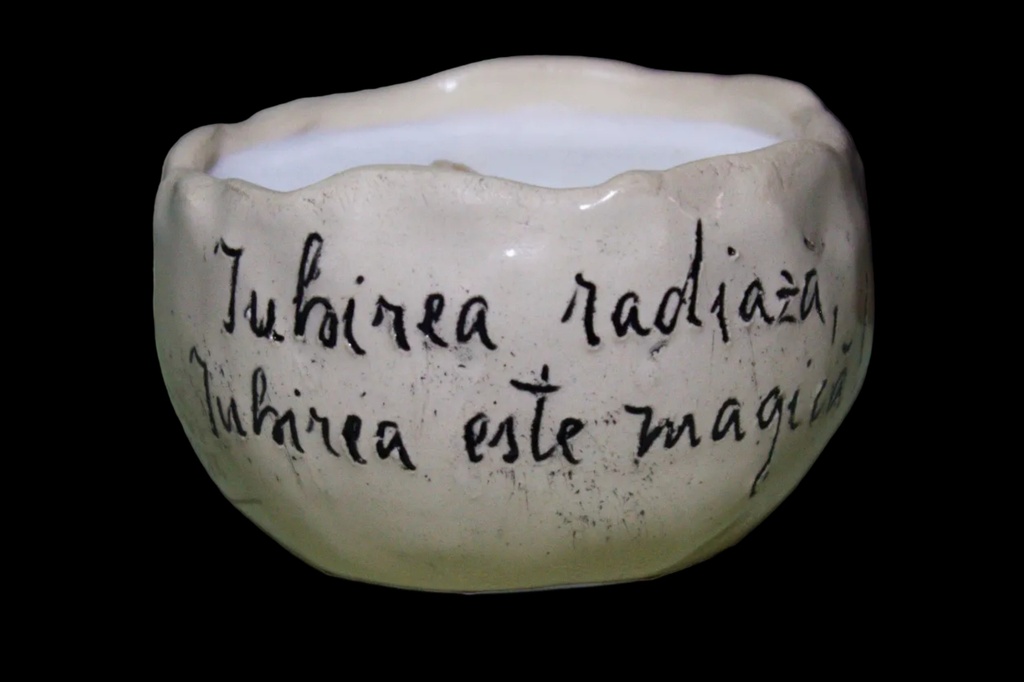 Iubirea radiază. Iubirea este magică!
